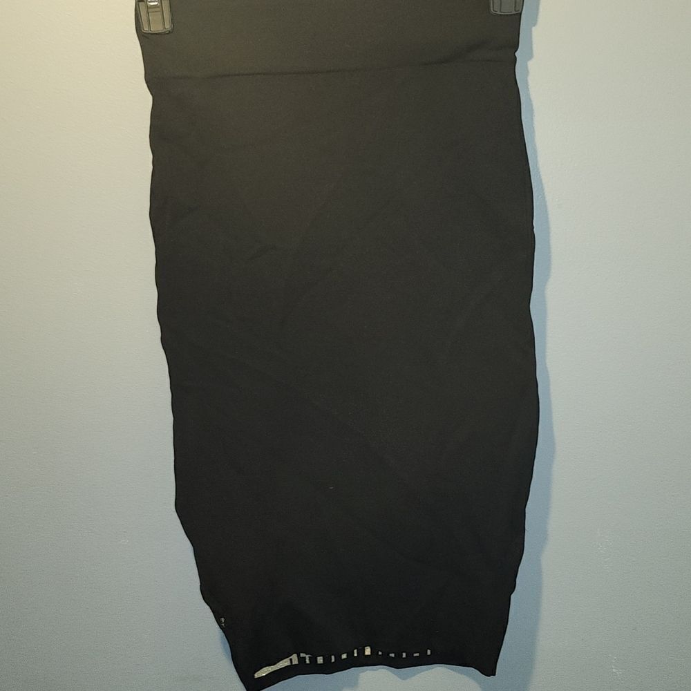 XOXO SKIRT - Picture 3 of 4